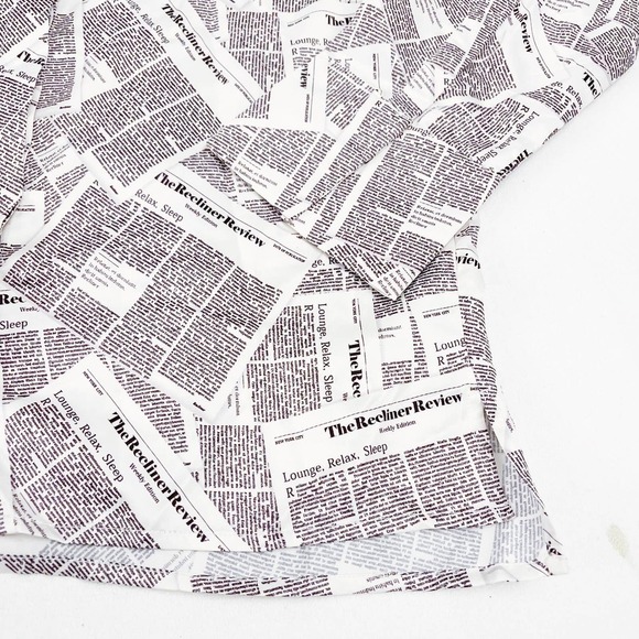 Recliner Newspaper Print Magazine Pajama Top SZ S - Picture 8 of 11